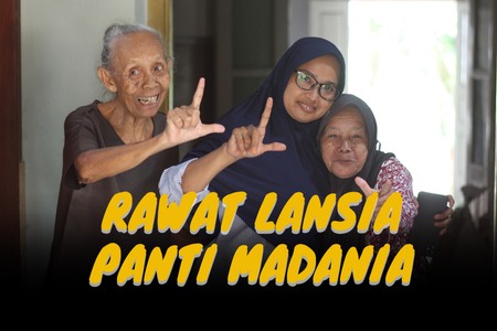 Rawat Puluhan Lansia Panti Madania